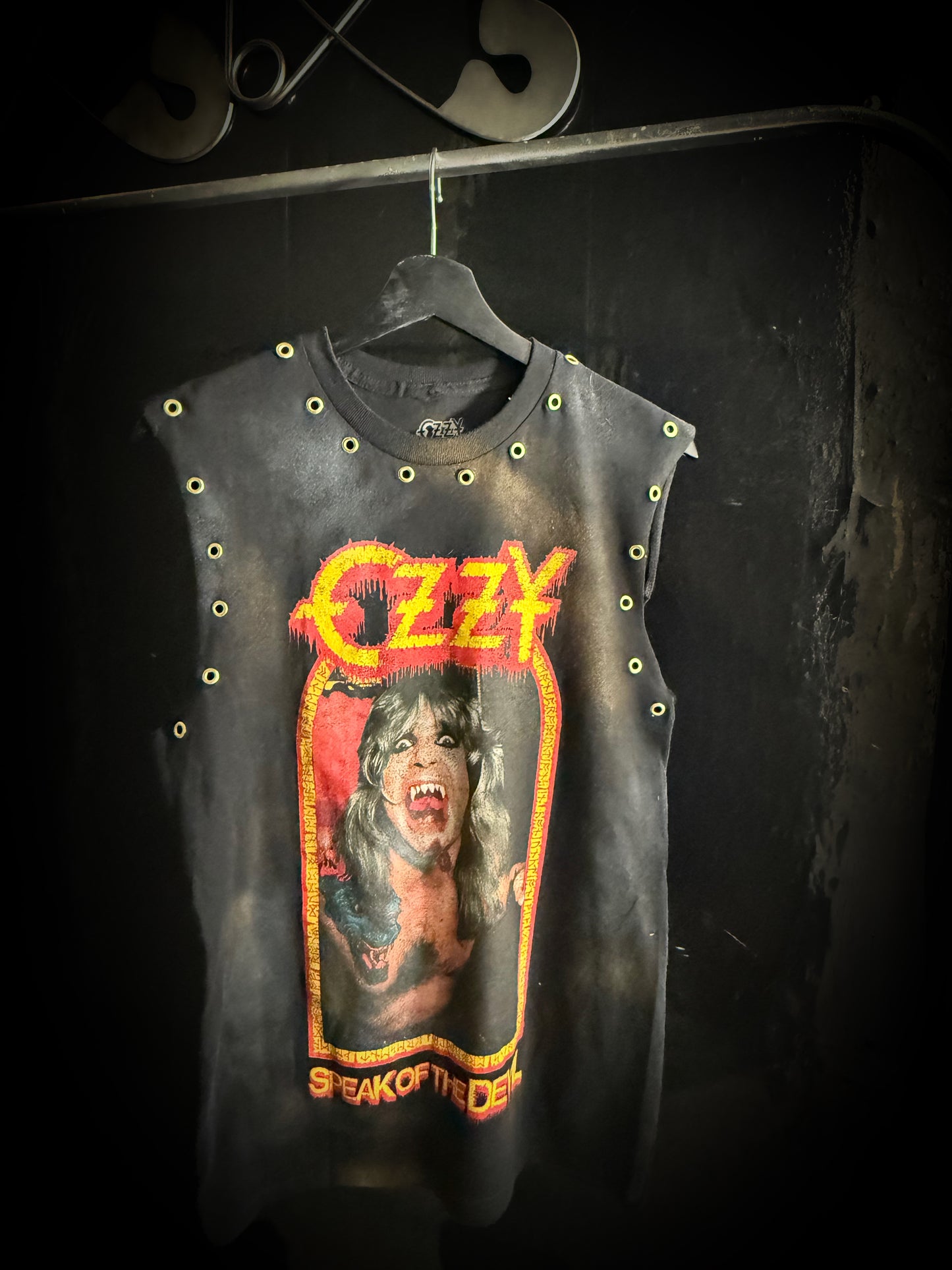 Ozzy Hard Metal Tank